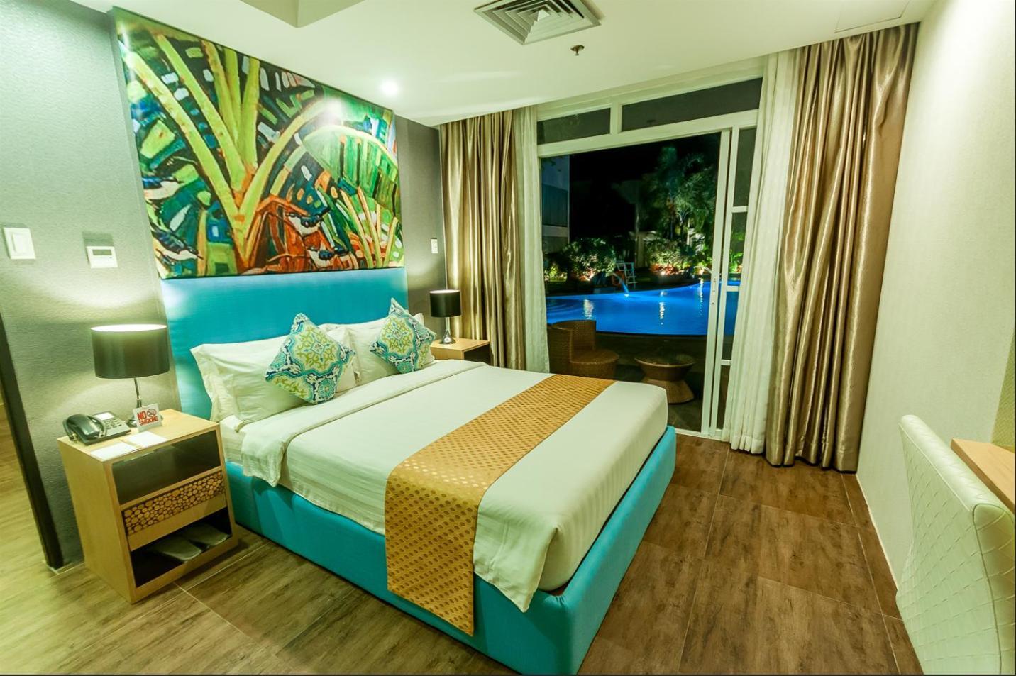 Aziza Paradise Hotel Puerto Princesa Esterno foto