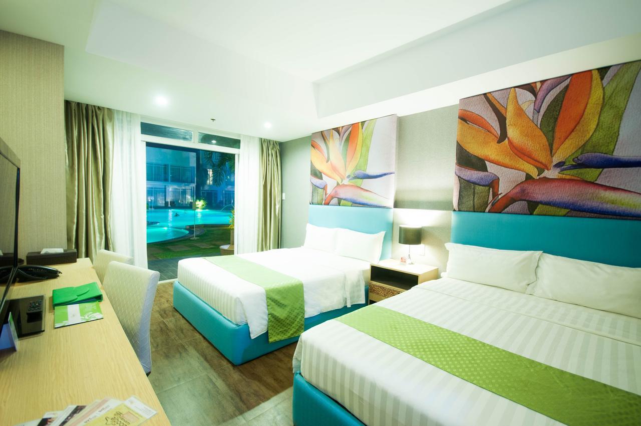 Aziza Paradise Hotel Puerto Princesa Esterno foto