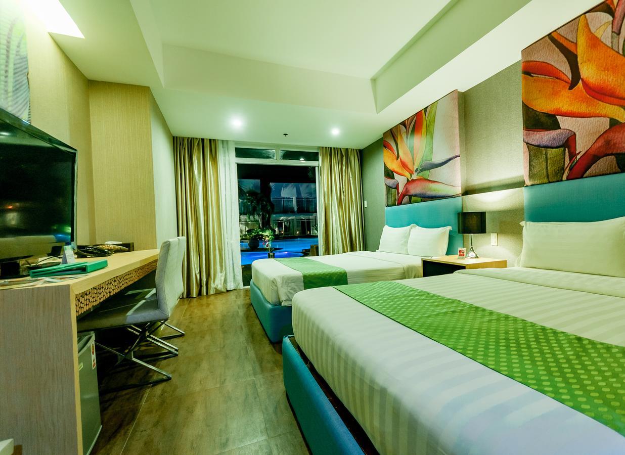 Aziza Paradise Hotel Puerto Princesa Esterno foto